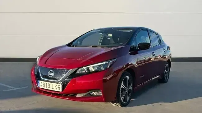 Usado Nissan Leaf N-Connecta 110 kW (150 CV) 2020 Burdeos Utilitario