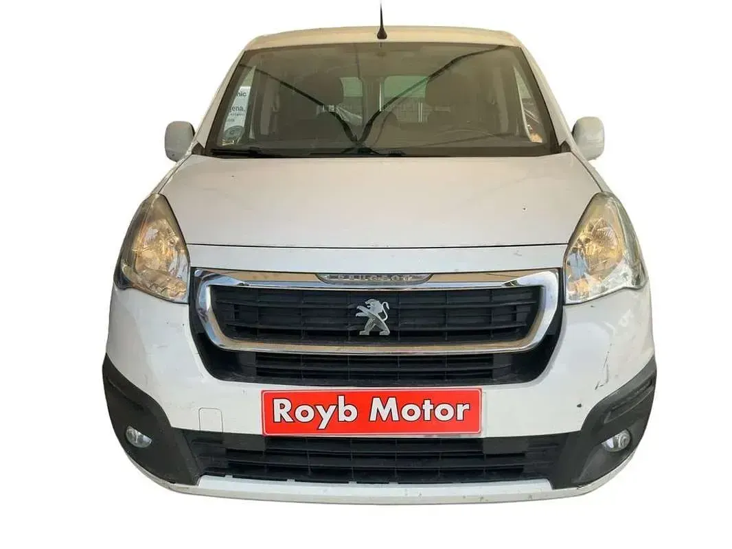 Usado Peugeot TePee Active 99 CV (72 kW) 2017 Blanco Van