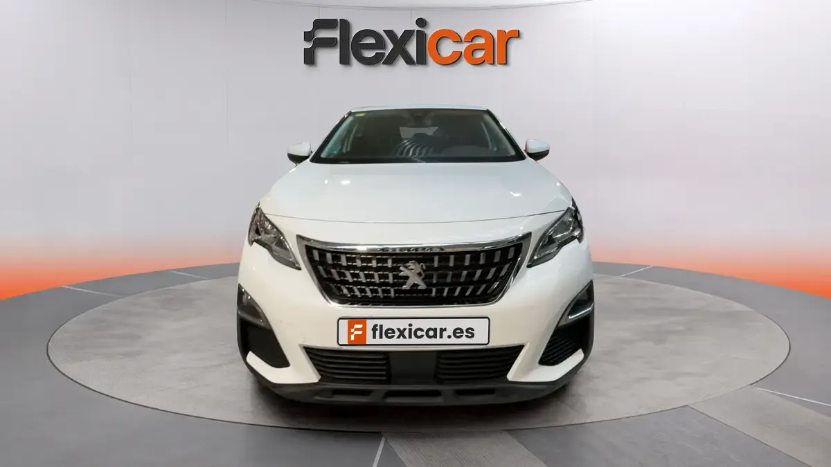 Usado Peugeot 3008 Active 131 CV (96 kW) 2018 Blanco SUV