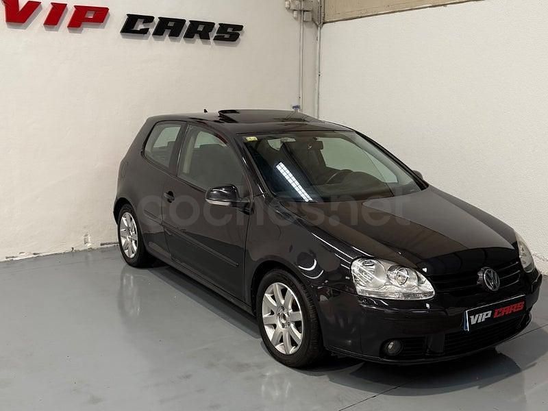 Usado VW Golf IV Highline 105 CV (77 kW) 2006 Negro Berlina
