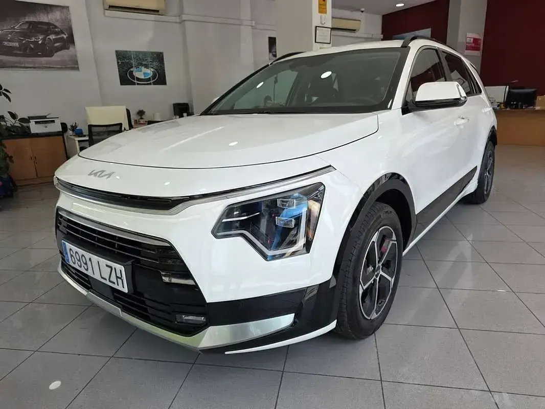 Usado Kia Niro 141 CV (103 kW) 2022 Blanco SUV