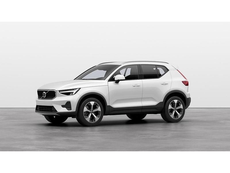 Blanco Nuevo 2025 Volvo XC40 Core SUV | 39.900 € (Precio justo) - Imagen 1/4