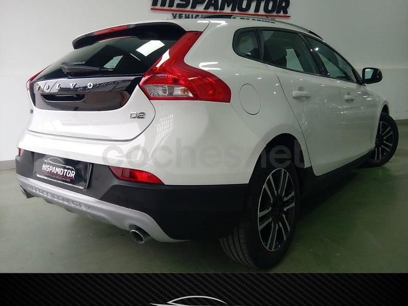 Usado Volvo V40 CC Plus 120 CV (88 kW) 2019 Blanco Familiar
