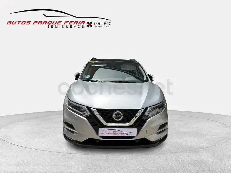 Usado Nissan Qashqai N-Connecta 140 CV (102 kW) 2020 Gris / plata SUV