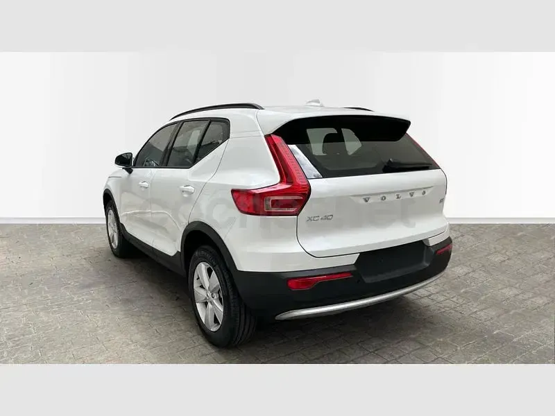 Nuevo Volvo XC40 163 CV (119 kW) 2025 Blanco SUV