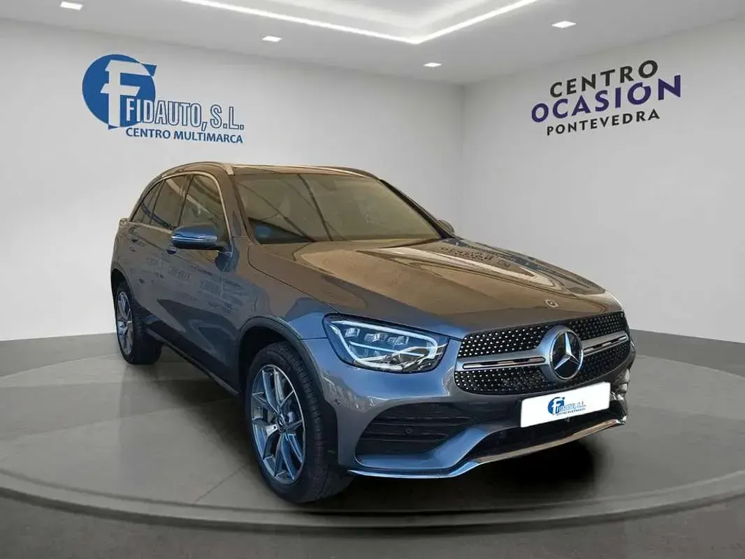 Usado Mercedes GLC350 320 CV (235 kW) 2021 Gris SUV