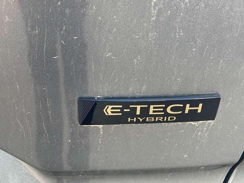 Usado Renault Austral Techno 200 CV (147 kW) 2023 Gris SUV