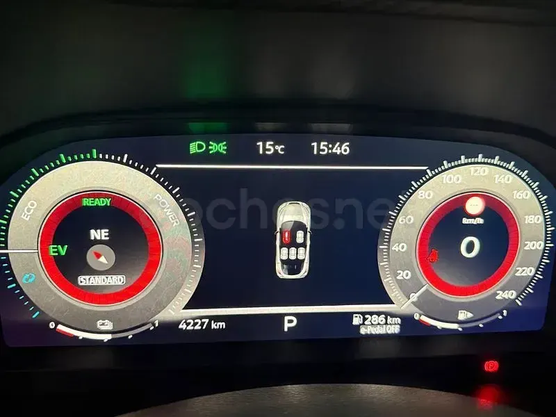 Usado Nissan Juke Tekna 143 CV (105 kW) 2025 Rojo SUV