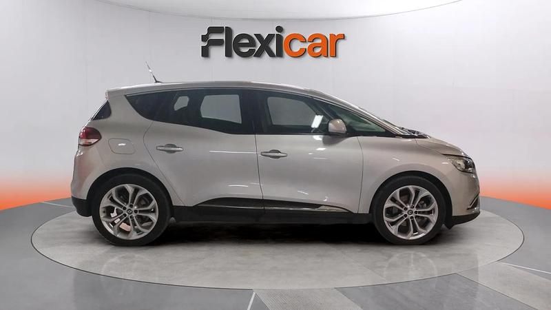 Usado Renault Scénic IV Intens 110 CV (80 kW) 2017 Gris Monovolumen