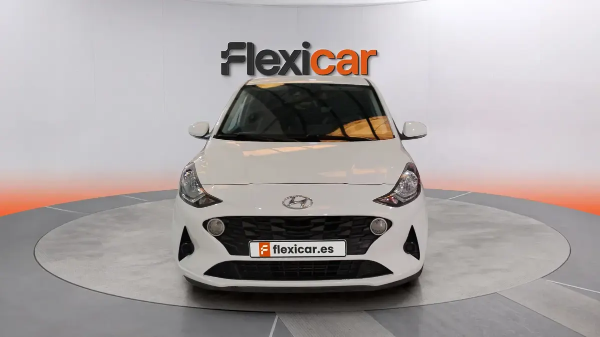 Usado Hyundai i10 67 CV (49 kW) 2022 Blanco Utilitario