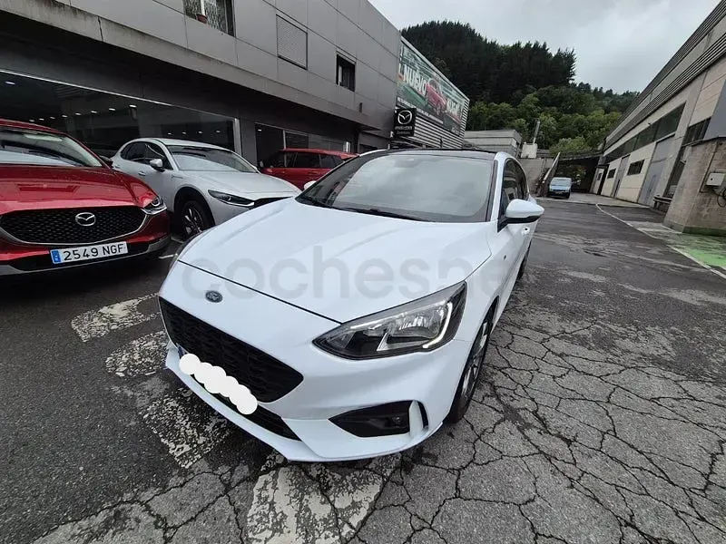 Usado Ford Focus ST-Line 125 CV (91 kW) 2019 Blanco Berlina
