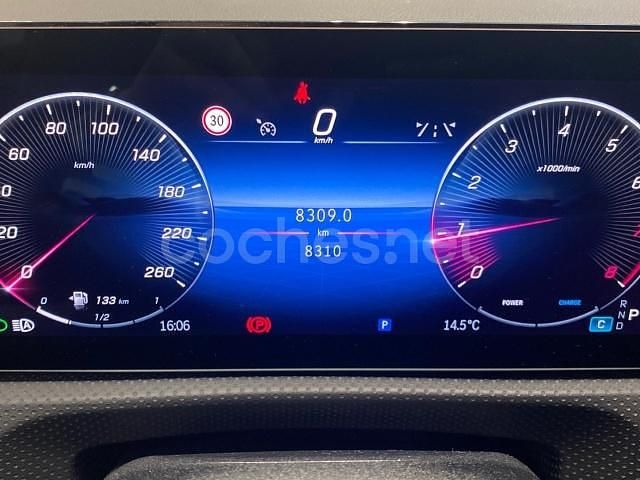 Usado Mercedes A200 163 CV (119 kW) 2023 Blanco Berlina