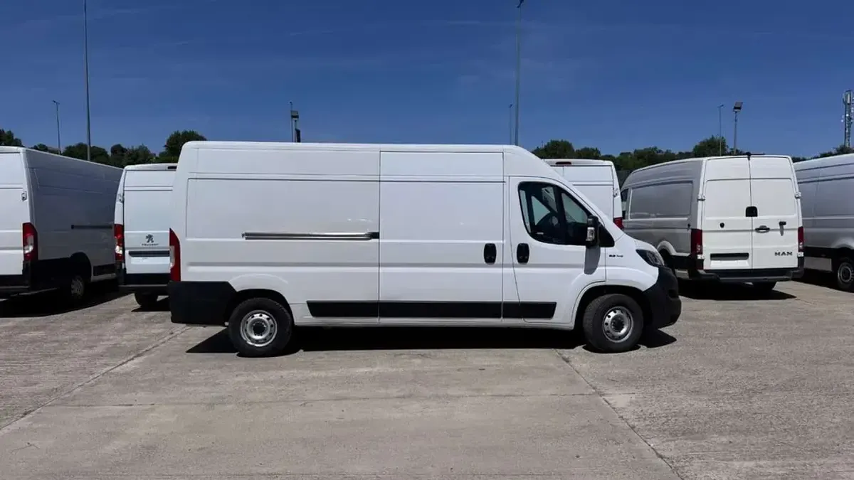 Usado Fiat Ducato 139 CV (102 kW) 2021 Blanco Van