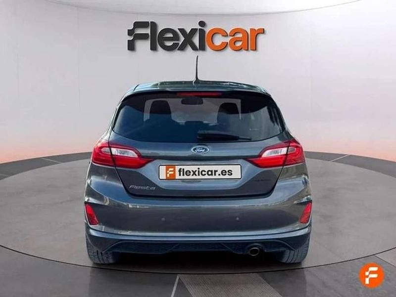 Usado Ford Fiesta ST-Line 101 CV (74 kW) 2019 Gris Utilitario