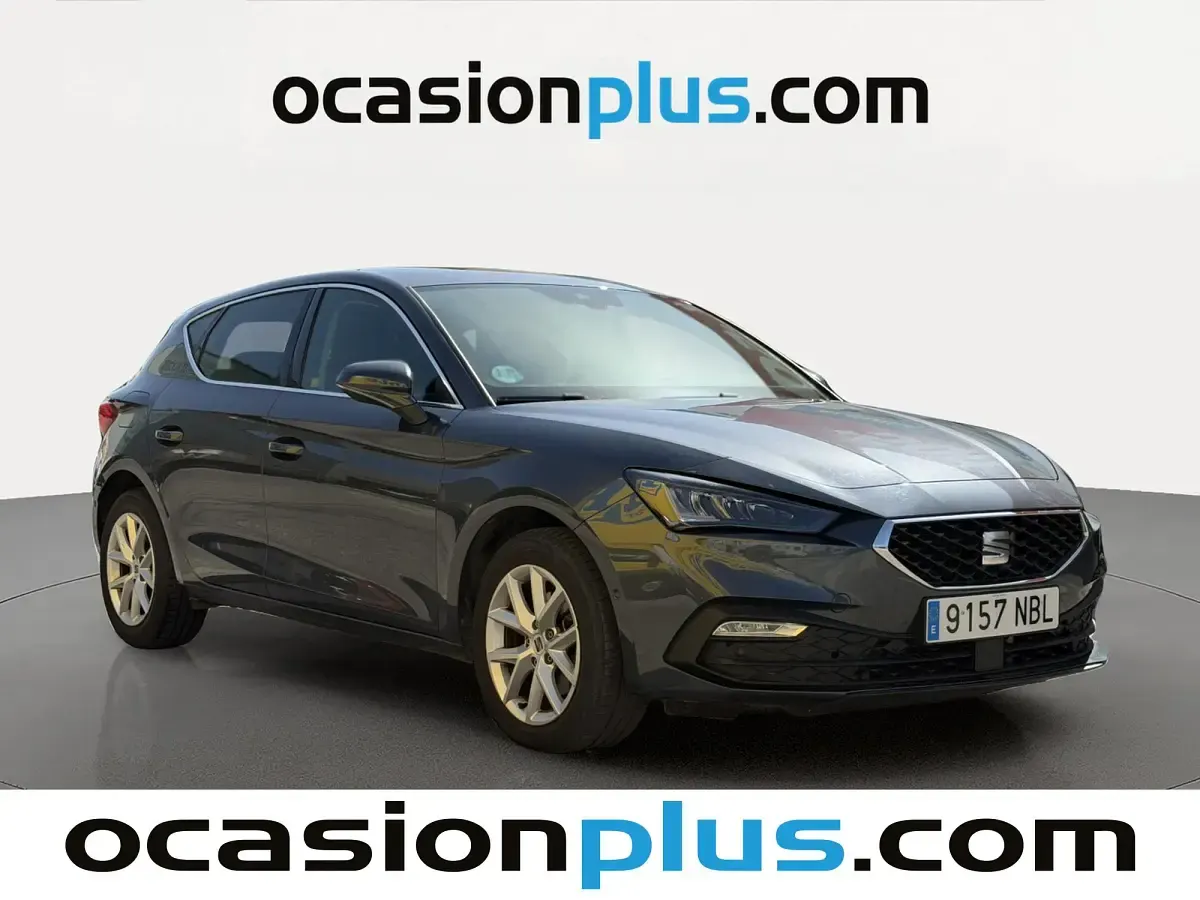Usado Seat Leon Style 116 CV (85 kW) 2025 Gris Utilitario
