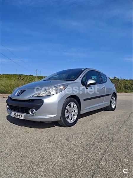 Usado Peugeot 207 90 CV (66 kW) 2007 Gris / plata Berlina