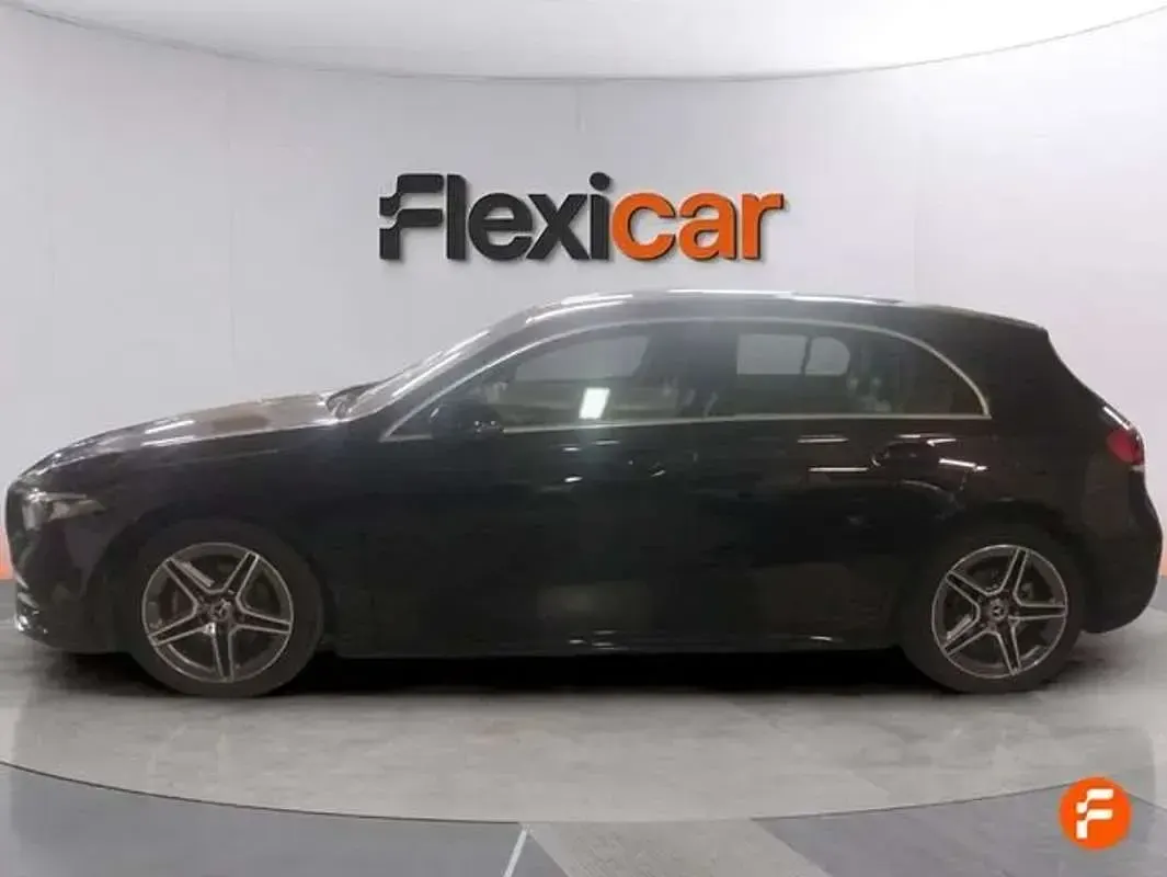 Usado Mercedes A180 136 CV (100 kW) 2021 Negro Berlina