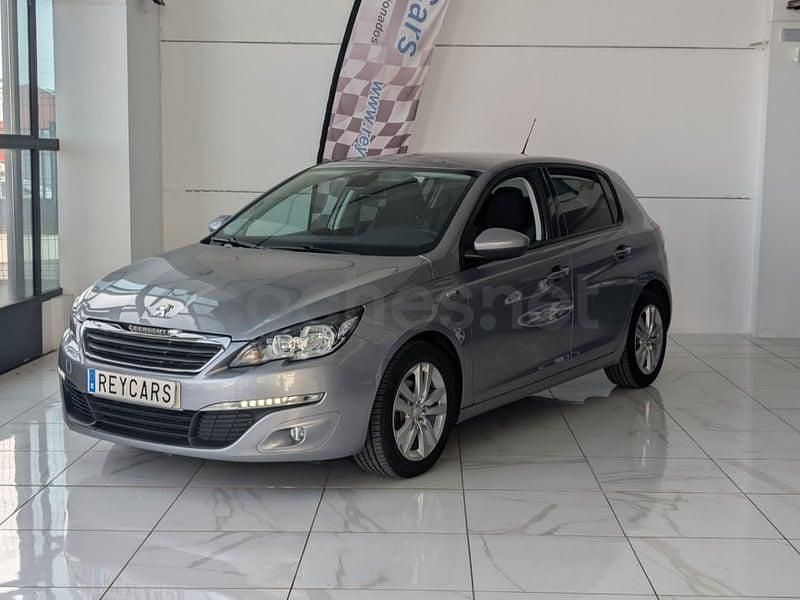 Usado Peugeot 308 Style 100 CV (73 kW) 2016 Gris / plata Berlina