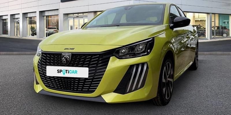Usado Peugeot 208 Active 102 CV (75 kW) 2024 Amarillo Utilitario