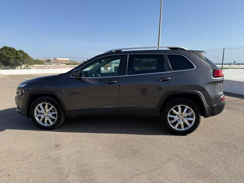 Usado Jeep Cherokee Limited 200 CV (147 kW) 2017 Gris SUV
