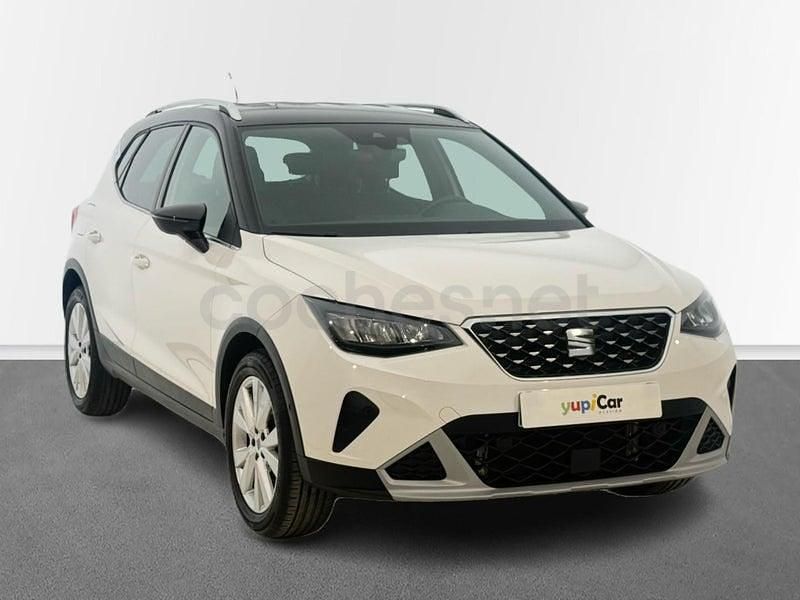 Usado Seat Arona Xperience 115 CV (84 kW) 2025 Blanco SUV