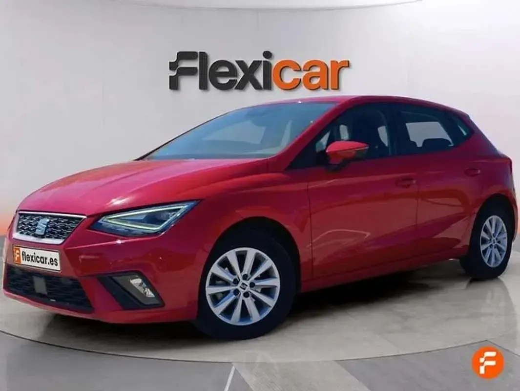 Usado Seat Ibiza Style 80 CV (58 kW) 2023 Rojo Utilitario