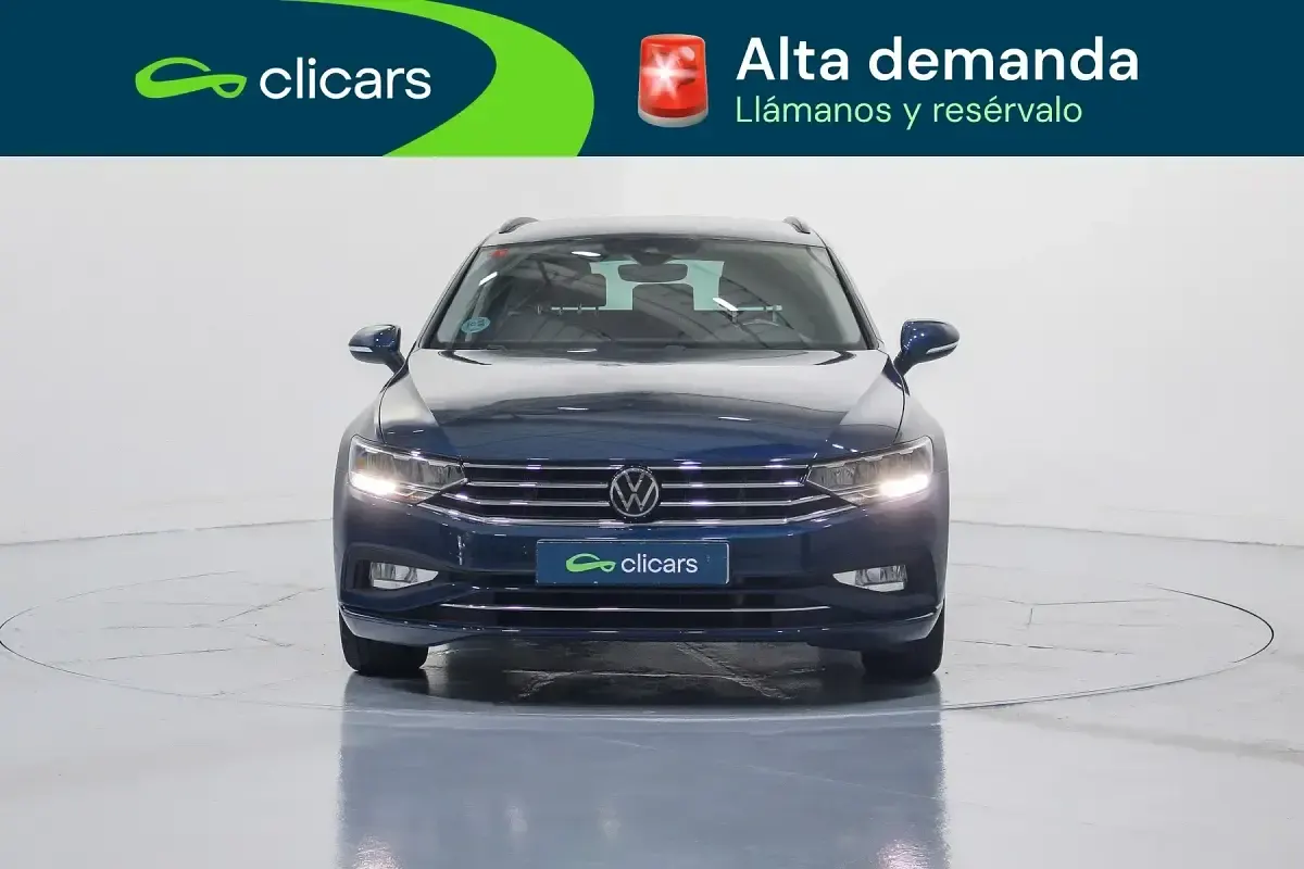 Usado VW Passat Executive 150 CV (110 kW) 2021 Azul Familiar