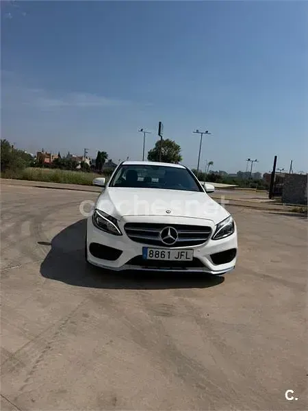 Usado Mercedes C220 AMG line 170 CV (125 kW) 2015 Blanco Berlina