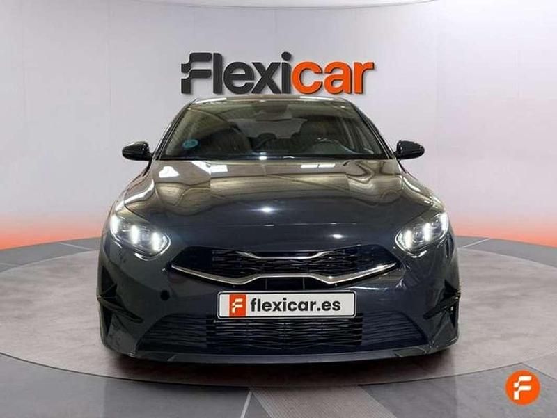Usado Kia Ceed 120 CV (88 kW) 2021 Gris Utilitario