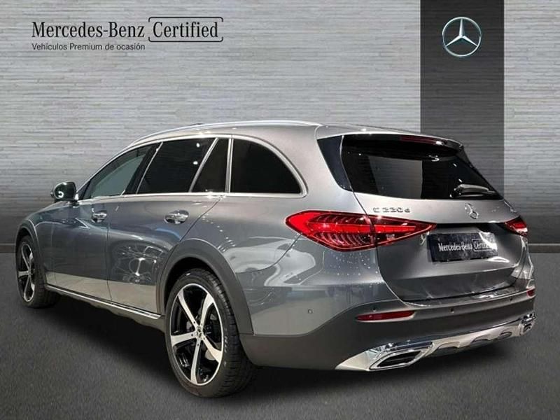 Usado Mercedes E220 All-Terrain 200 CV (147 kW) 2024 Gris Familiar