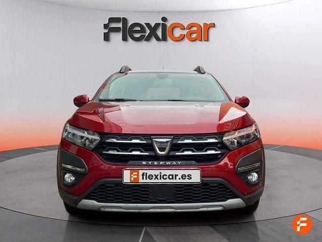 Usado Dacia Sandero Comfort 101 CV (74 kW) 2022 Rojo Berlina