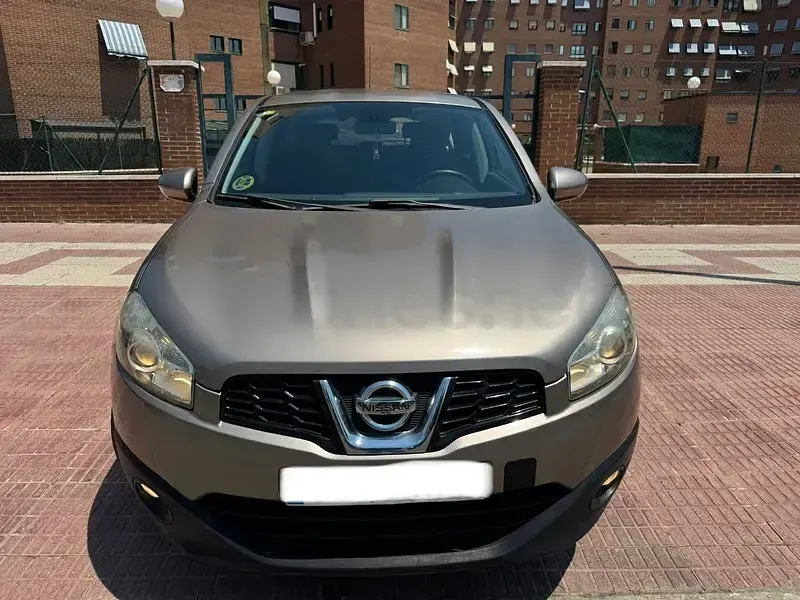 Usado Nissan Qashqai Acenta 110 CV (80 kW) 2011 Beige SUV