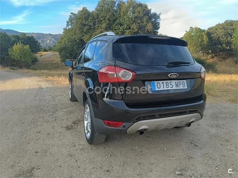 Usado Ford Kuga Titanium 136 CV (100 kW) 2008 Negro SUV