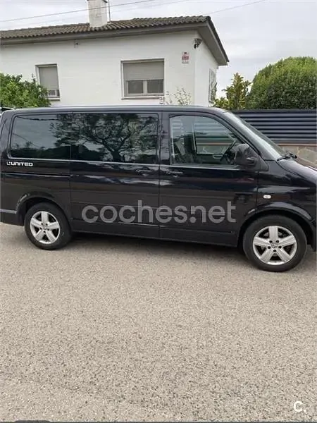 Usado VW Multivan United 130 CV (95 kW) 2009 Negro Monovolumen