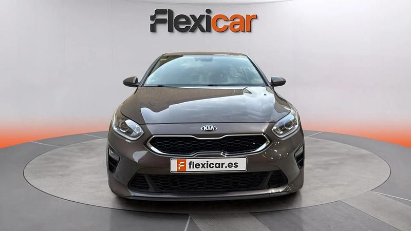 Usado Kia Ceed 101 CV (74 kW) 2020 Marrón Utilitario