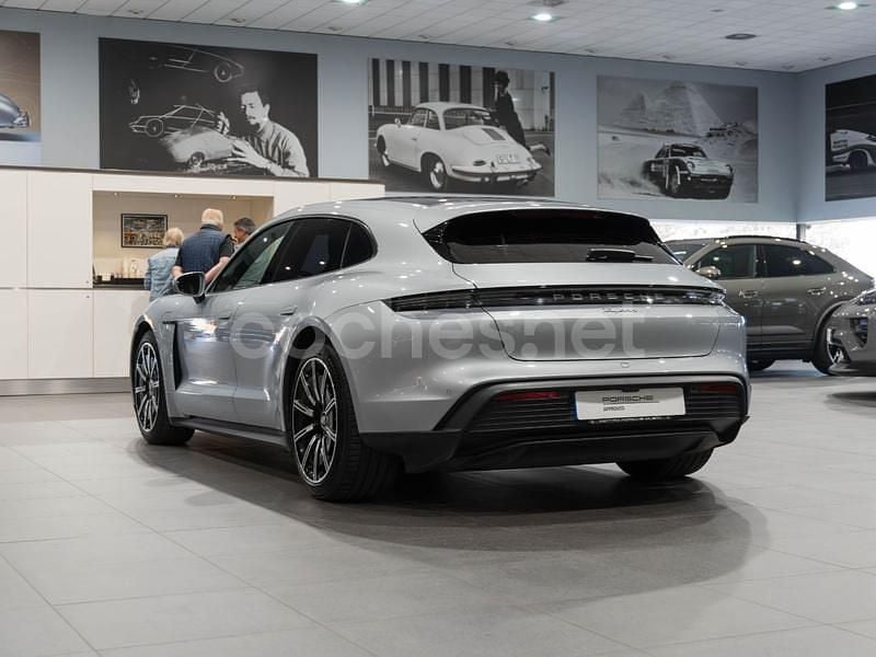 Usado Porsche Taycan Sport Turismo 300 kW (408 CV) 2023 Eléctrico Berlina