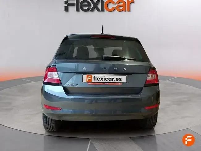 Usado Skoda Fabia 95 HP (69 kW) 2020 Cinzento Citadino