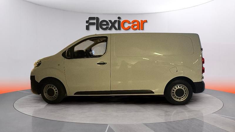 Usado Toyota Proace Plus 120 CV (88 kW) 2023 Blanco Monovolumen