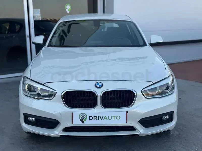 Usado BMW 116 Sport Line 116 CV (85 kW) 2016 Blanco Utilitario