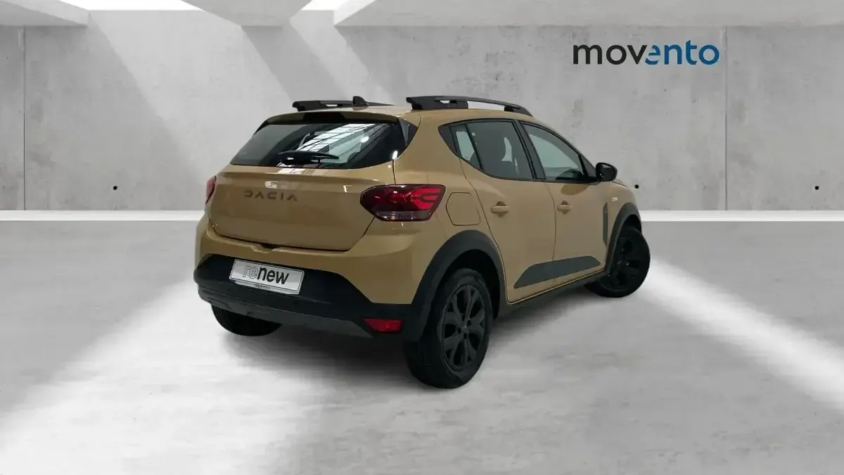 Usado Dacia Sandero Extreme 110 CV (80 kW) 2025 Verde Berlina