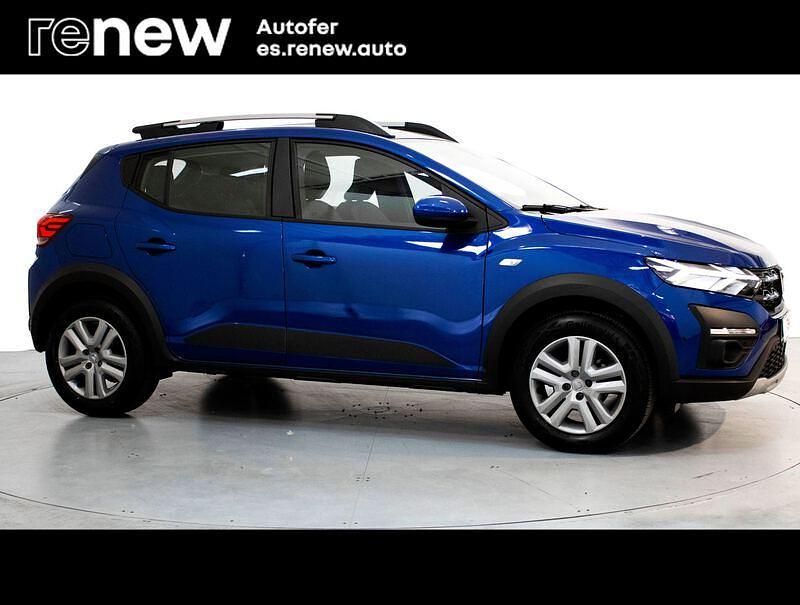 Usado Dacia Sandero Comfort 91 CV (66 kW) 2022 Azul Berlina