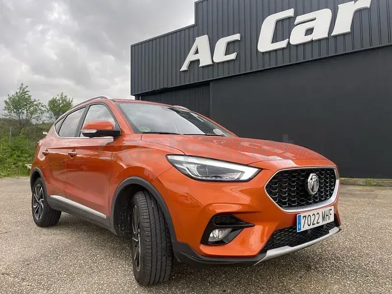 Usado MG ZS Comfort 111 CV (81 kW) 2023 Naranja SUV