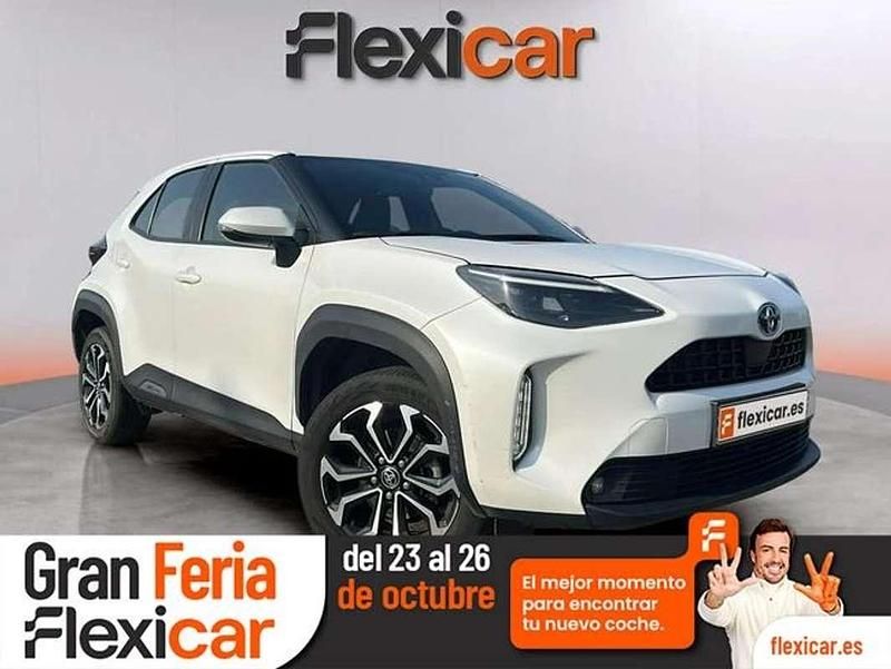 Blanco Usado 2024 Toyota Yaris Cross Active SUV | 21.990 € (Precio justo) - Imagen 1/4