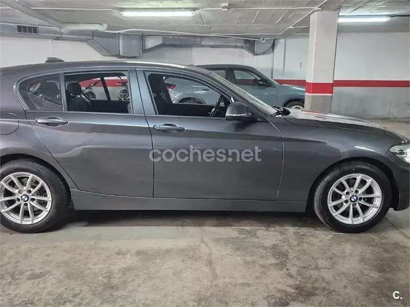 Usado BMW 116 116 CV (85 kW) 2017 Gris / plata Utilitario