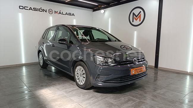 Usado VW Golf Sportsvan Edition 115 CV (84 kW) 2018 Gris / plata Monovolumen