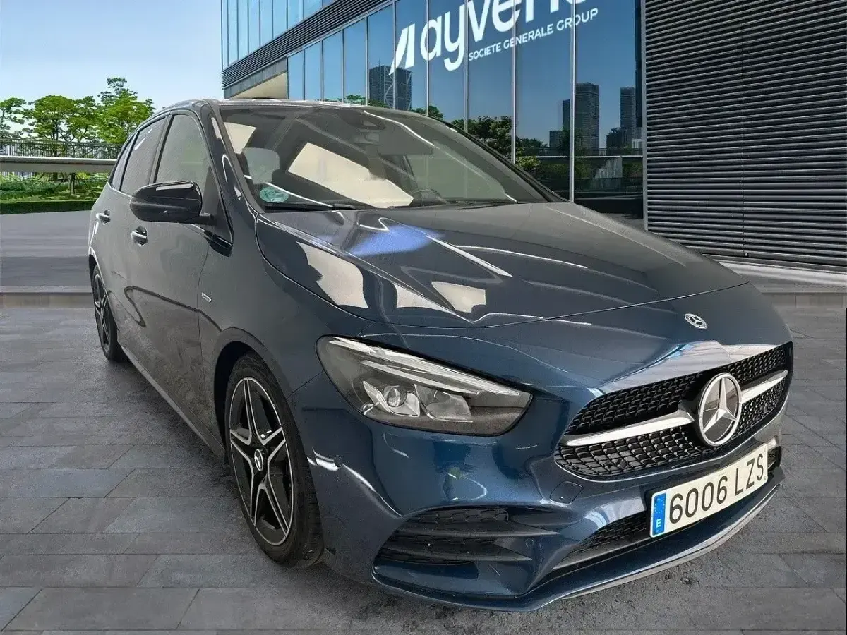 Usado Mercedes B200 150 CV (110 kW) 2022 Azul Utilitario
