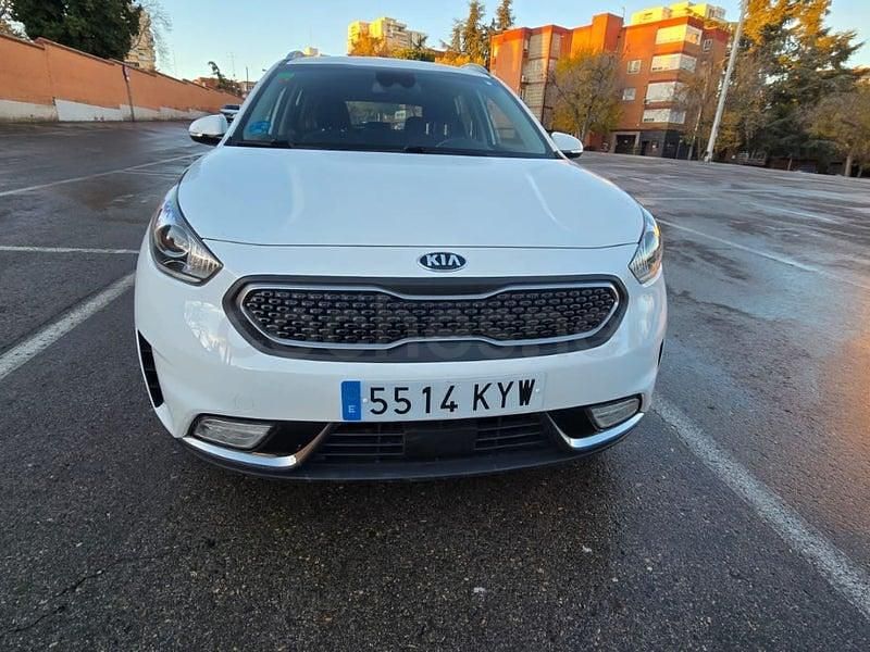 Usado Kia Niro 141 CV (103 kW) 2019 Blanco SUV