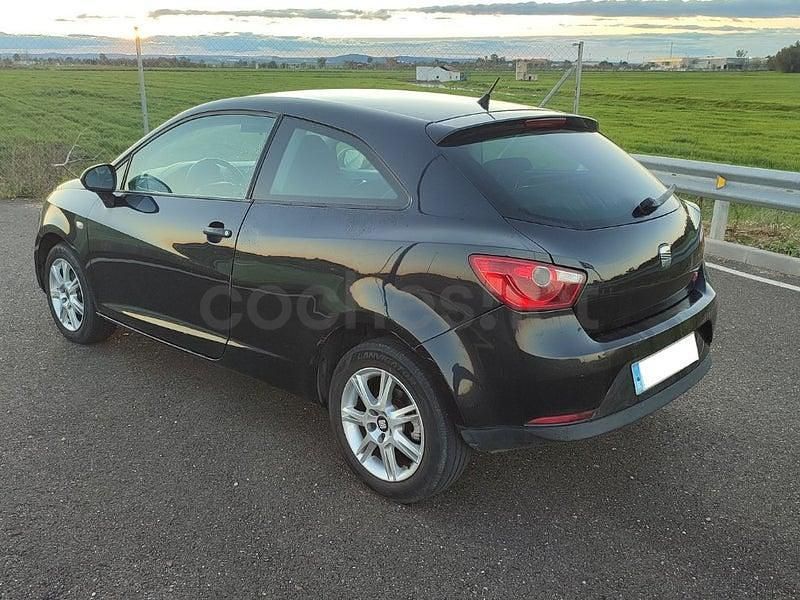 Usado Seat Ibiza Ecomotive 80 CV (58 kW) 2010 Negro Berlina