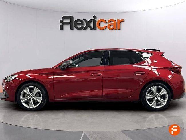 Usado Seat Leon FR 110 CV (80 kW) 2024 Rojo