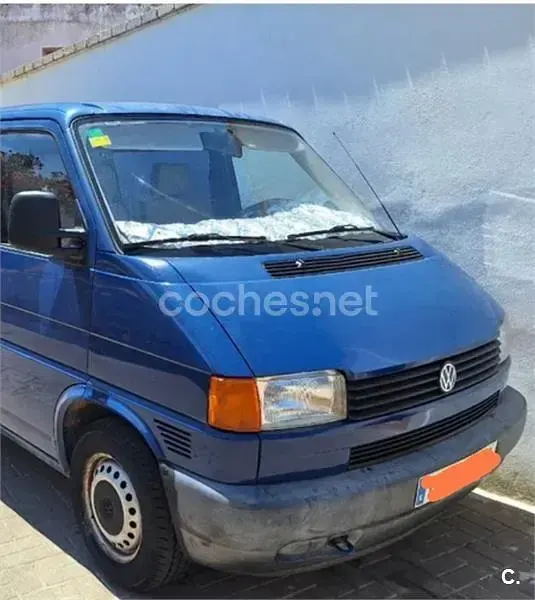 Begagnad VW Transporter 68 HK (50 kW) 1997 Blå Van